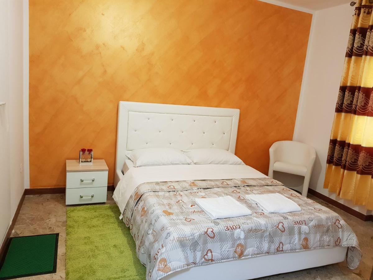 Guest house Venice *